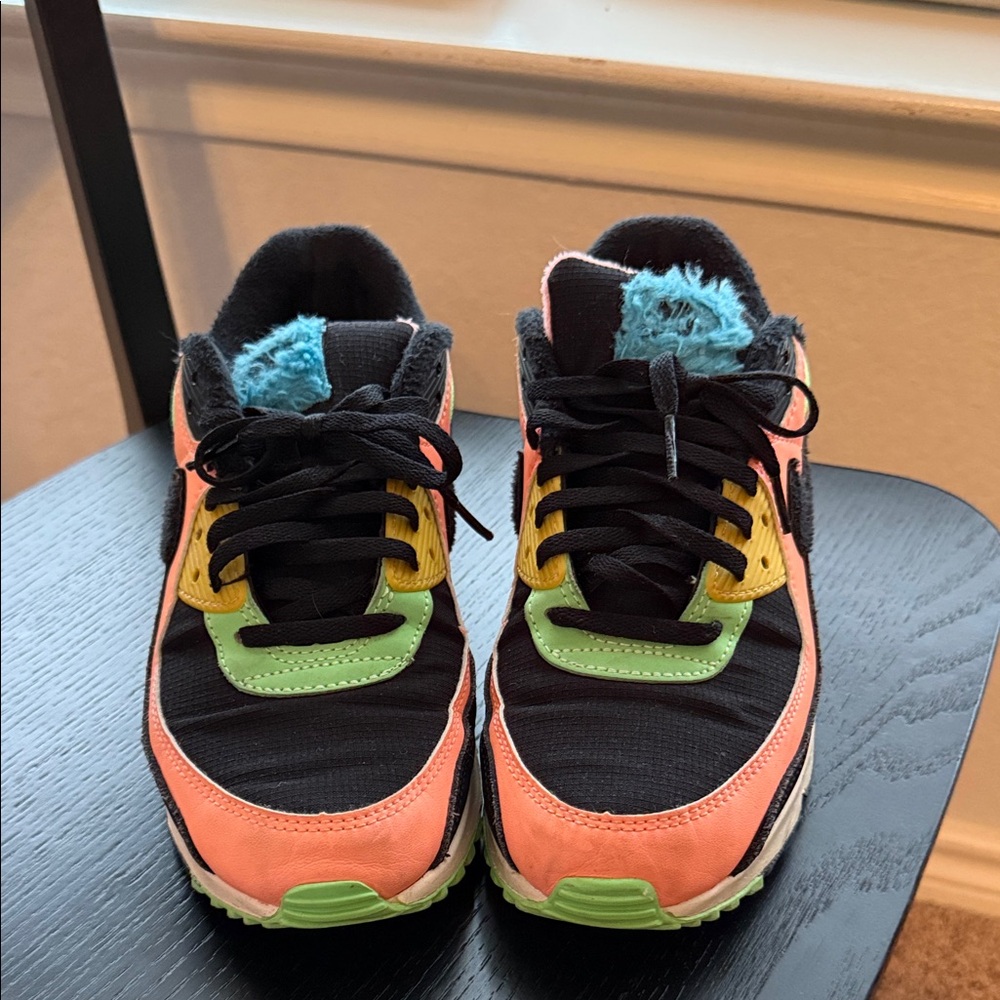Nike air max vintage inspired sneakers